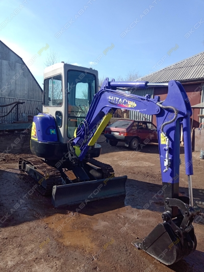 Hitachi ZX27U-3 [2]
