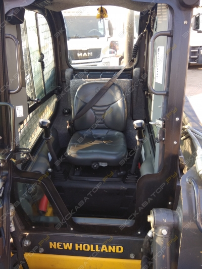 New Holland LW 270 [2]