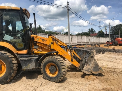 JCB 3CX [2]