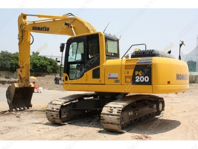 Komatsu PC200 [0]