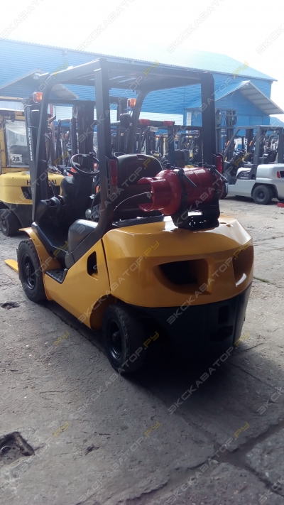 Komatsu FG15T-20 [2]