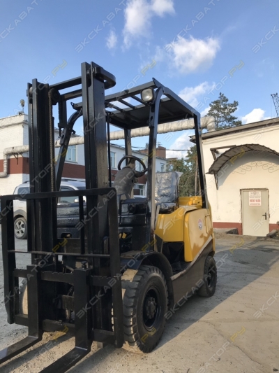 Komatsu FD18T-21 [4]