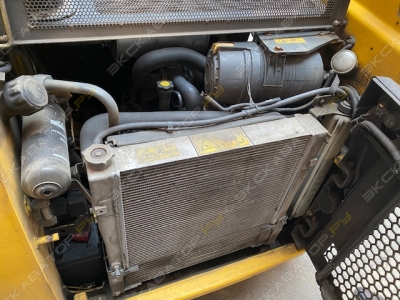 New Holland L215 [1]