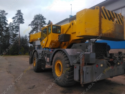 Grove RT700E [3]