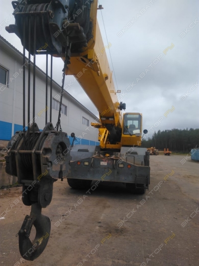 Grove RT700E [0]