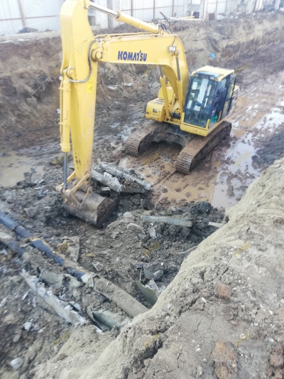 Komatsu PC210NLC-8 [3]