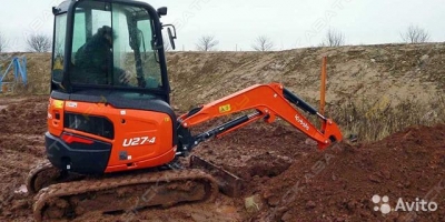 Kubota U27-4 [2]