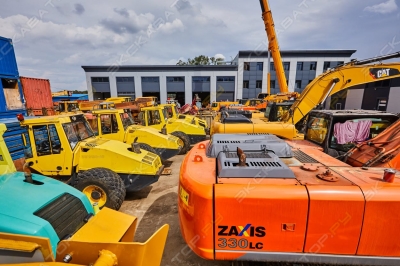 Caterpillar CS76 [3]