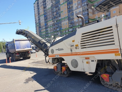Wirtgen W 100 F [1]