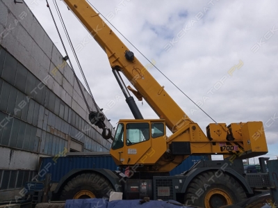 Grove RT700E [3]