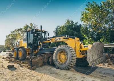 John Deere 672G [0]
