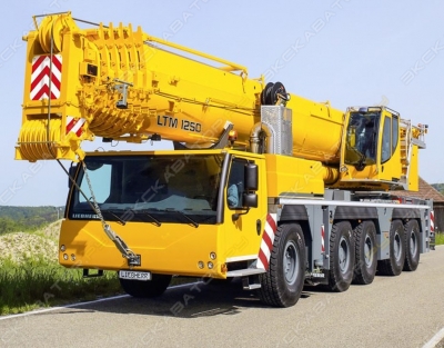 Liebherr LTM 1250-5.1 [1]