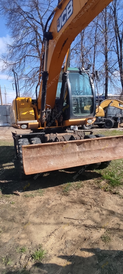 JCB JS 160W [1]