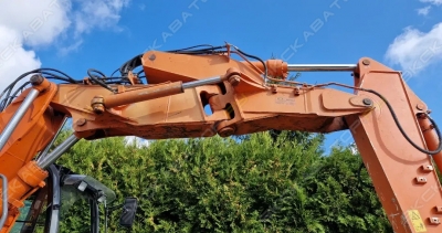 Hitachi ZX140W [1]