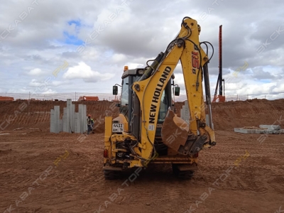 New Holland B115 [1]