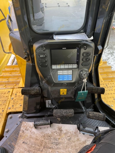 Komatsu D375A-8 [2]