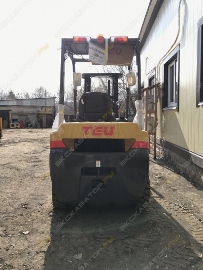 Mitsubi FD25T [2]