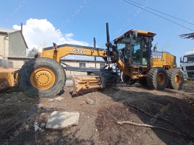 John Deere 672G [0]