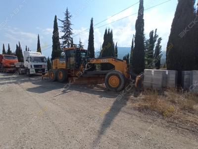 John Deere 672G [2]