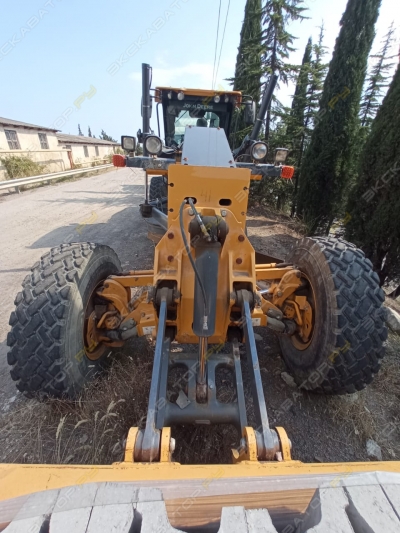 John Deere 672G [1]