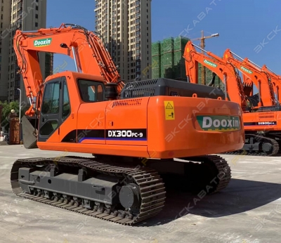 DX300PC-9 [3]