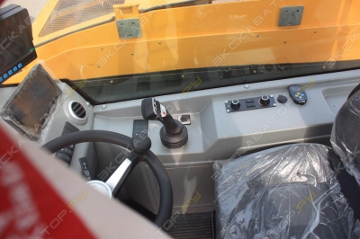 Bull TL7030 [4]