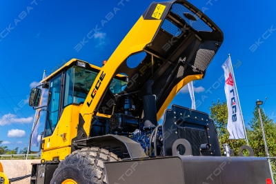 RS7160H (полный привод) [3]