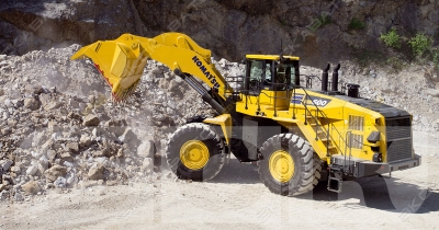 Komatsu WA600-6 [3]