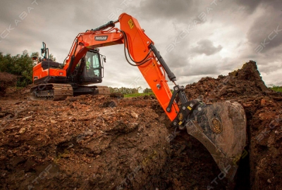 Doosan DX225LCA [1]