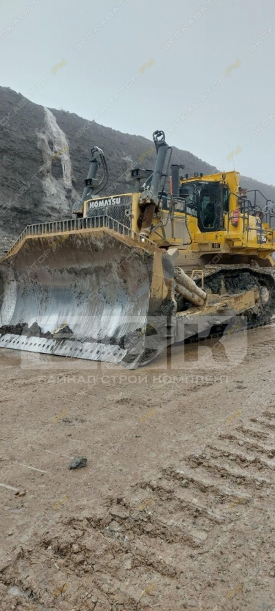 Komatsu D475A-8 [1]