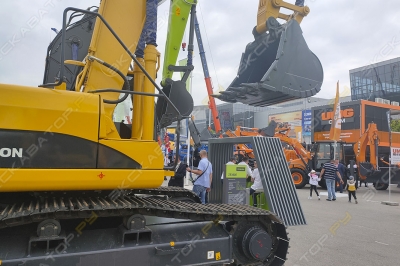 Zoomlion ZE370E [2]