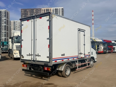 Isuzu Elf [3]