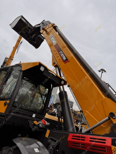 XCMG XT4018K [1]