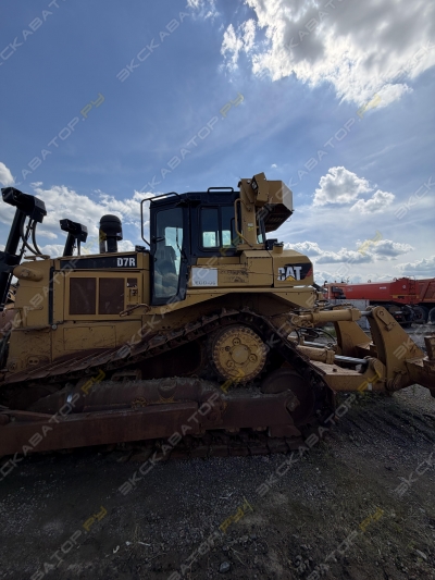 Caterpillar D7R [1]