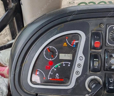 JCB 4CX [4]