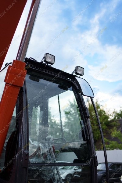 Hitachi ZAXIS 180LCN [3]