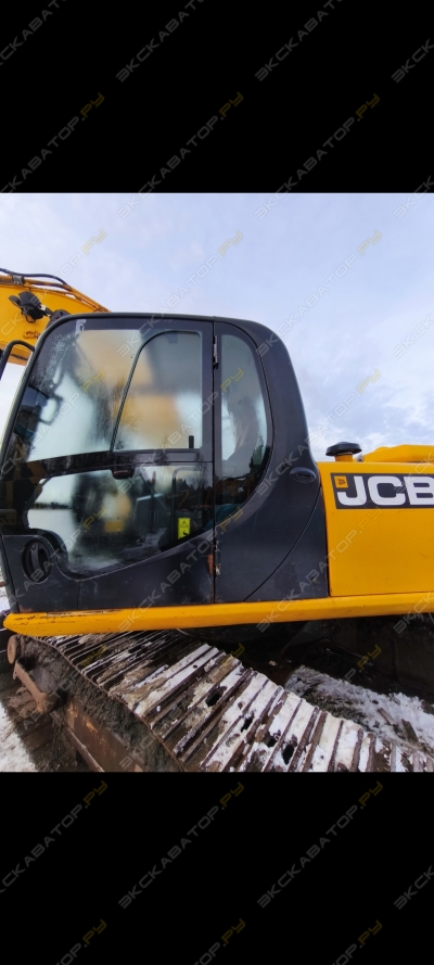 JCB JS 220LC [3]
