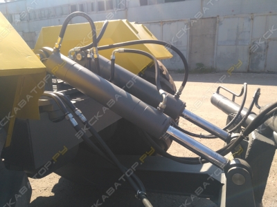 Кировец К-700 [4]