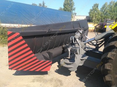 Кировец К-700 [3]