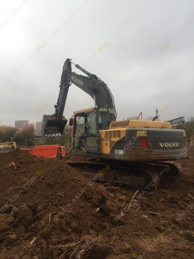 Volvo EC210B [1]