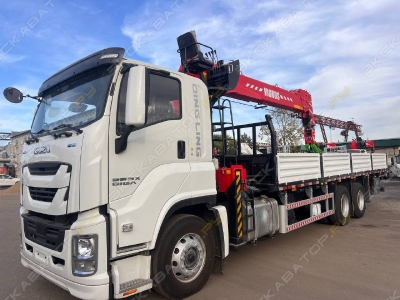 Isuzu Giga [1]