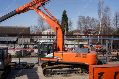 Hitachi ZX330-5A [2]