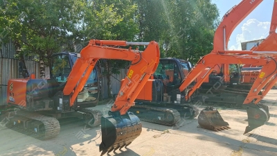 HITACHI ZX60C-6A [3]