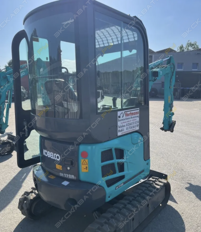 Kobelco SK17SR [3]