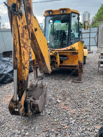 JCB 3CX4T [2]
