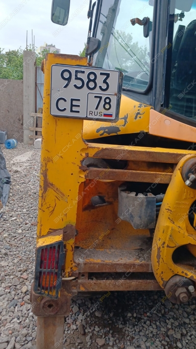 JCB 3CX4T [4]