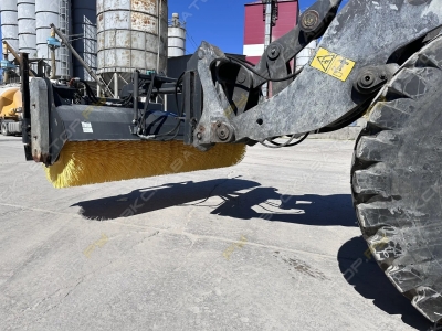 Volvo L90F [3]
