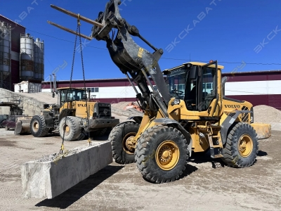 Volvo L90F [3]