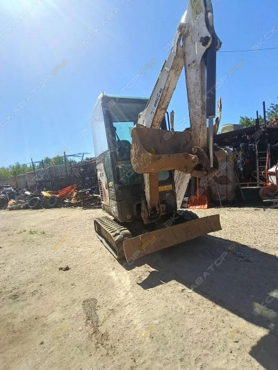 Bobcat E19 [2]