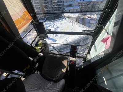 Liebherr High Top 132 EC-H 8 Litronic [4]